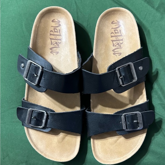 Black Leather Sandals - Picture 2 of 3